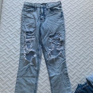 aero ripped mom jeans